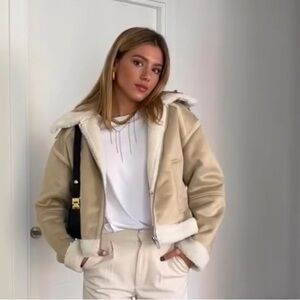 ZARA NWT 2024 OVERSIZED LIGHT WEIGHT TREND SIZE XS